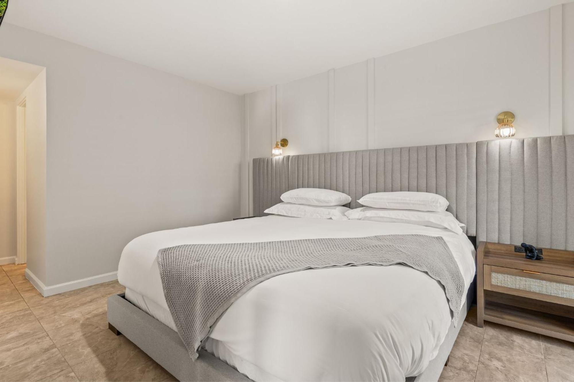 Casa Oliver Hotel & Resort - A Men'S Clothing Optional Resort In Palm Springs Extérieur photo