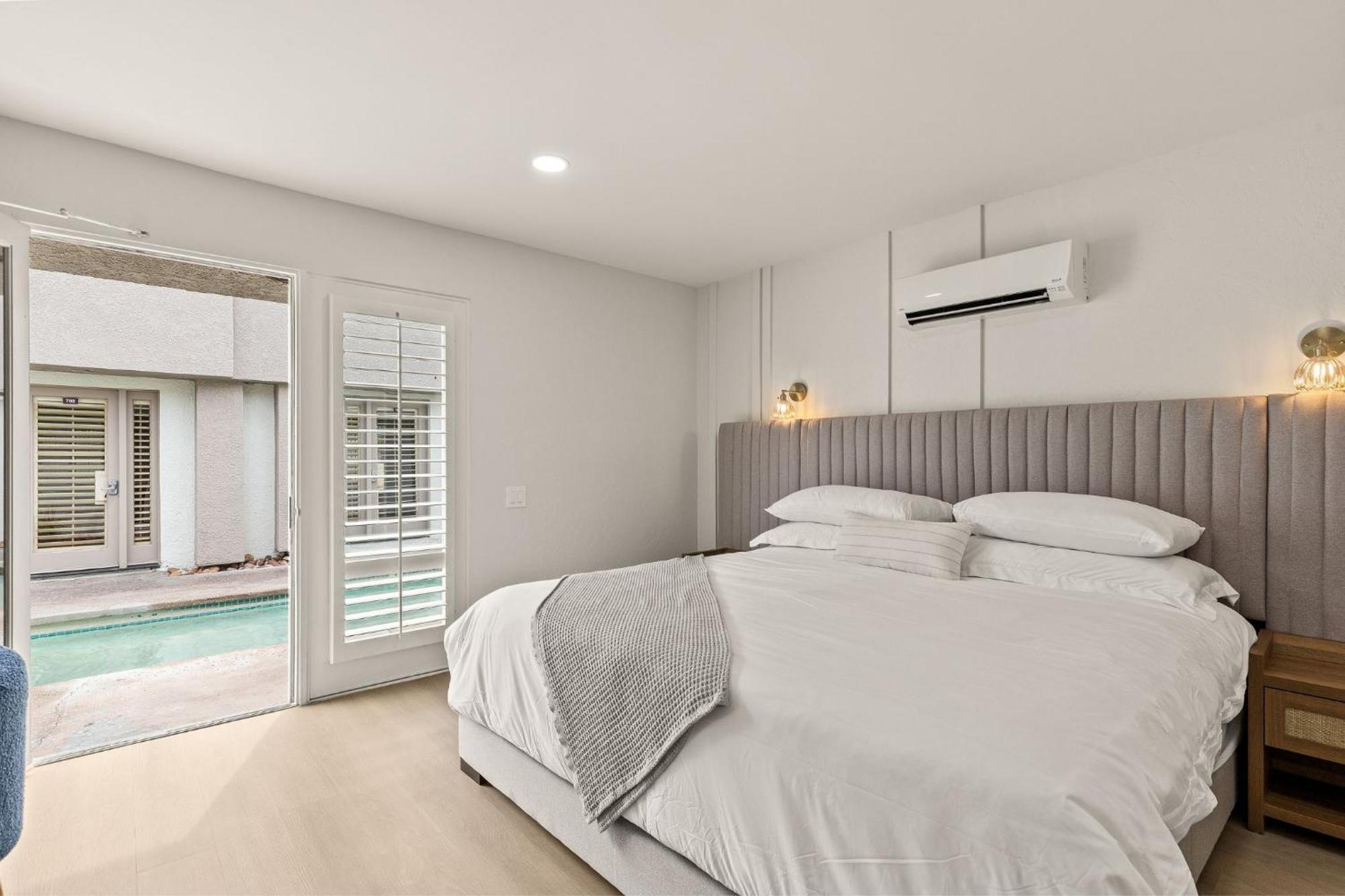 Casa Oliver Hotel & Resort - A Men'S Clothing Optional Resort In Palm Springs Extérieur photo