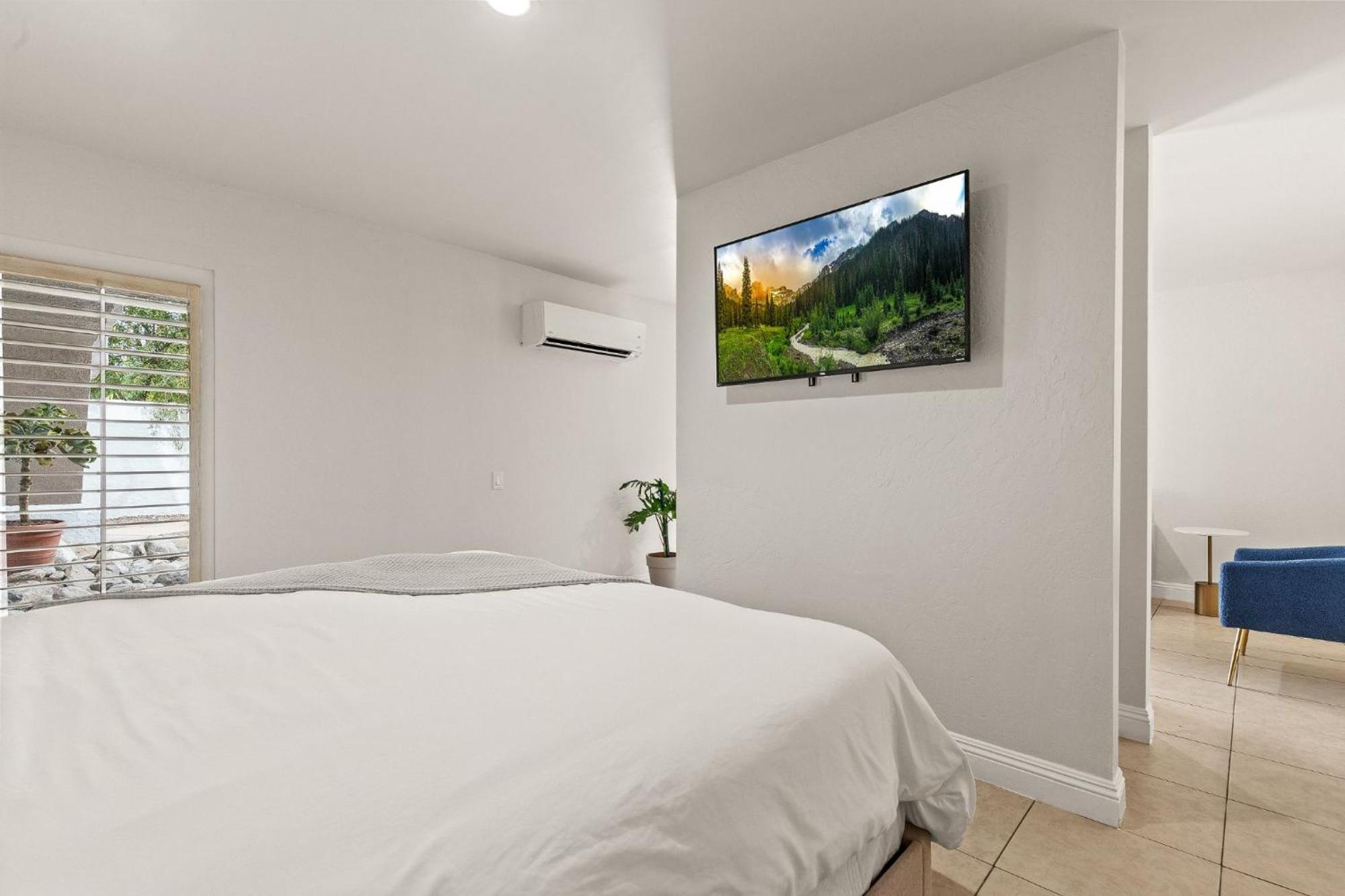 Casa Oliver Hotel & Resort - A Men'S Clothing Optional Resort In Palm Springs Extérieur photo
