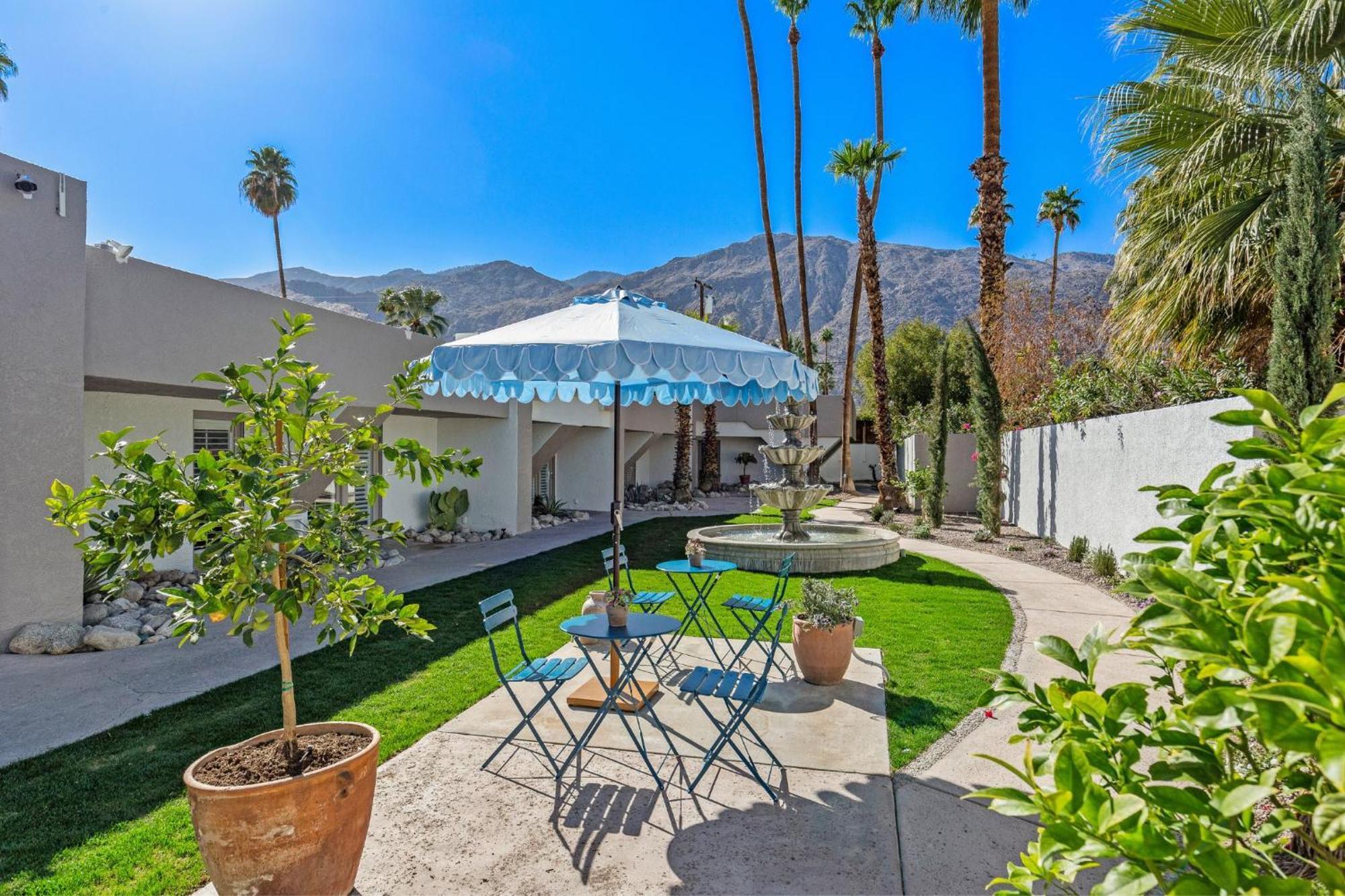 Casa Oliver Hotel & Resort - A Men'S Clothing Optional Resort In Palm Springs Extérieur photo