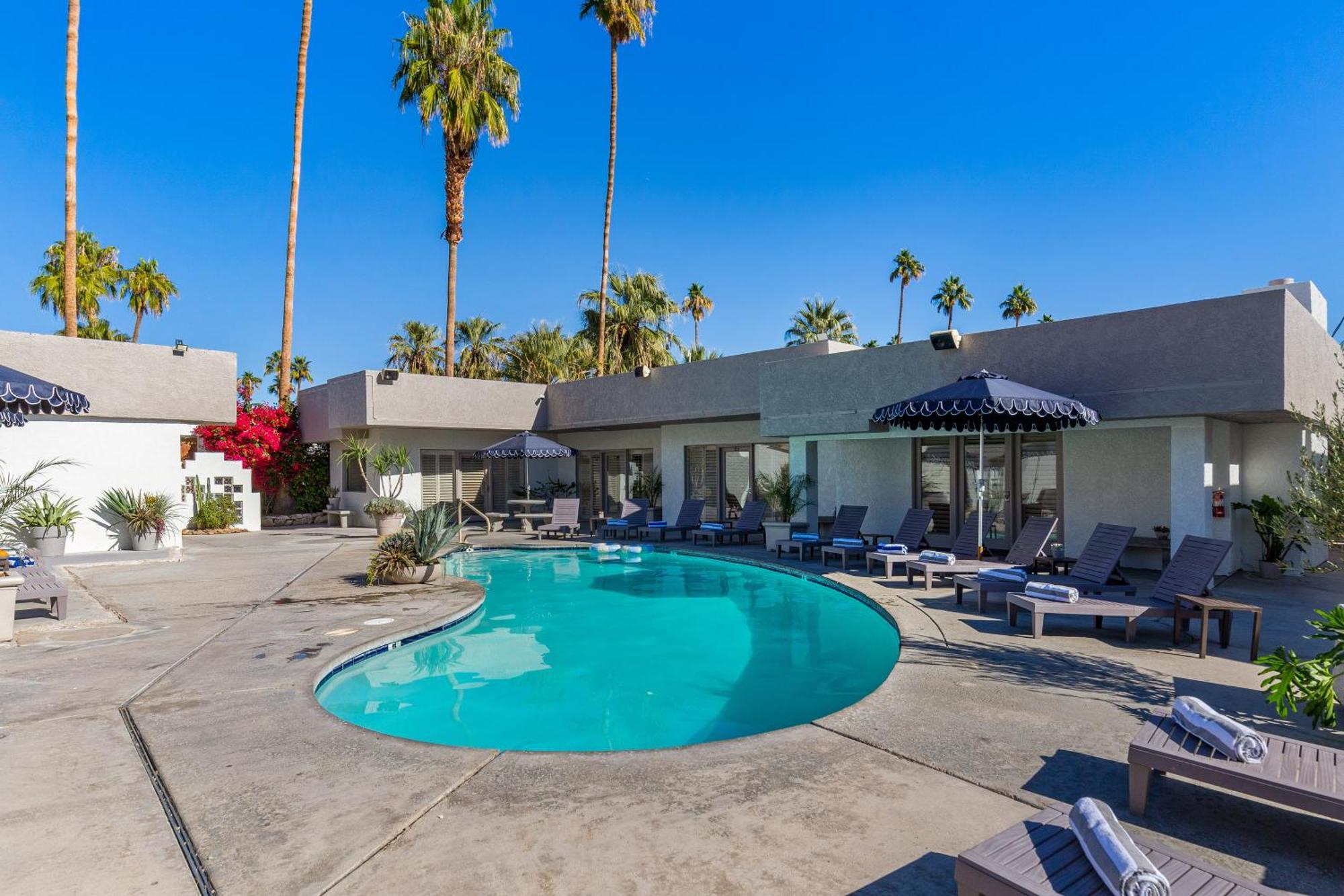 Casa Oliver Hotel & Resort - A Men'S Clothing Optional Resort In Palm Springs Extérieur photo